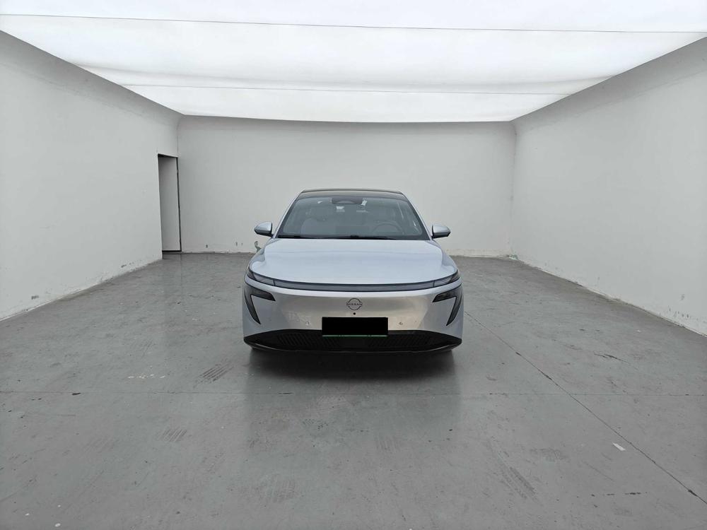 Nissan Nissan N7