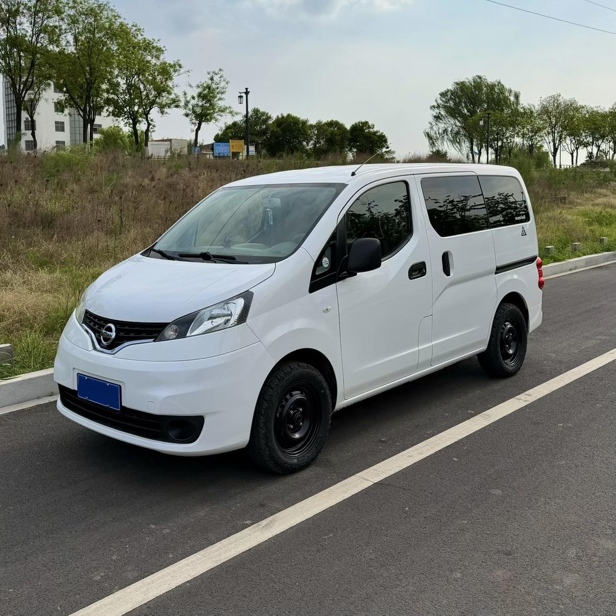 Nissan Nissan NV200