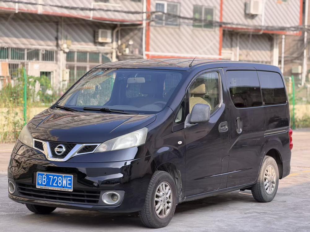 Nissan Nissan NV200