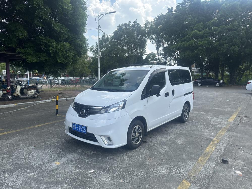 Nissan Nissan NV200