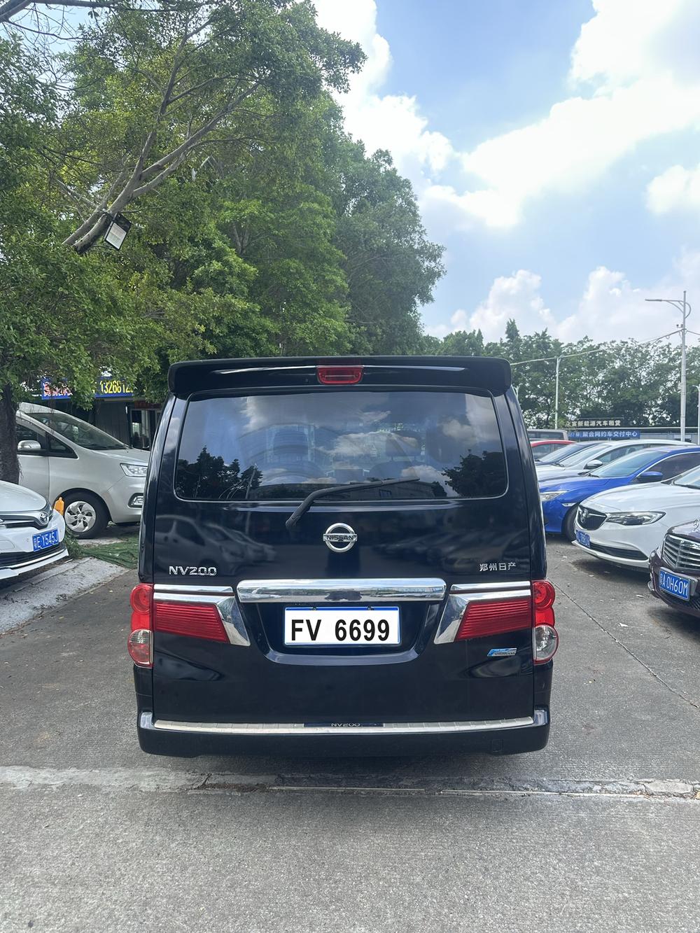 Nissan Nissan NV200