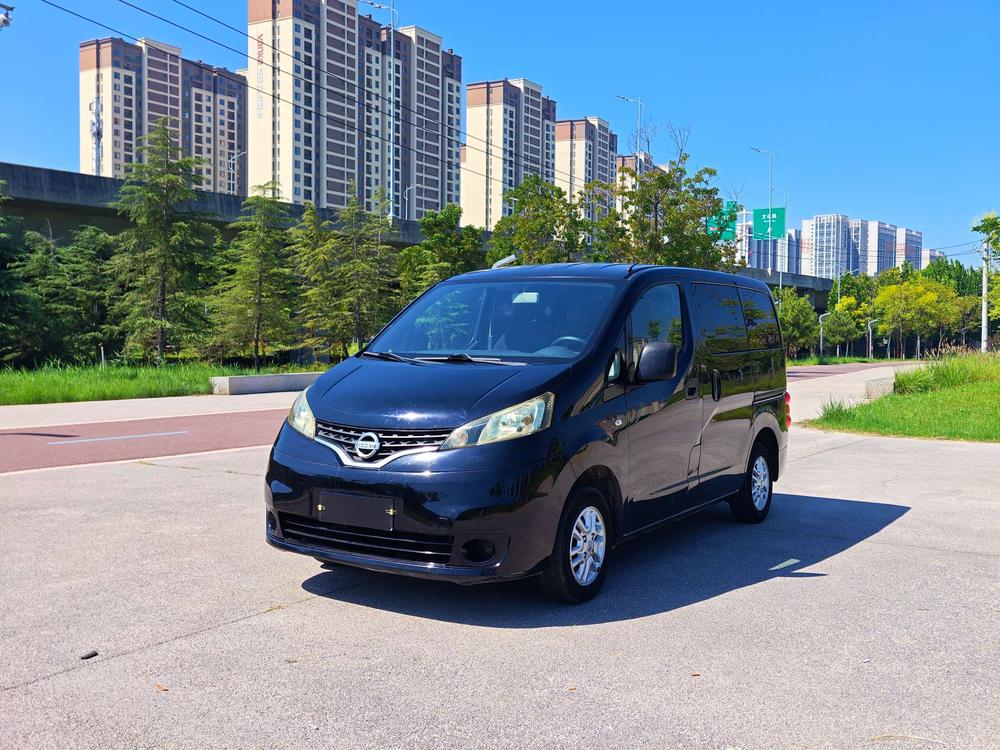 Nissan Nissan NV200