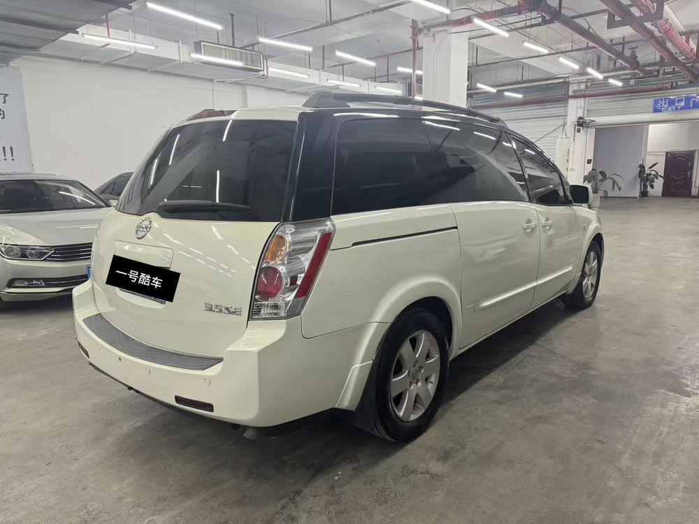 Nissan Quest