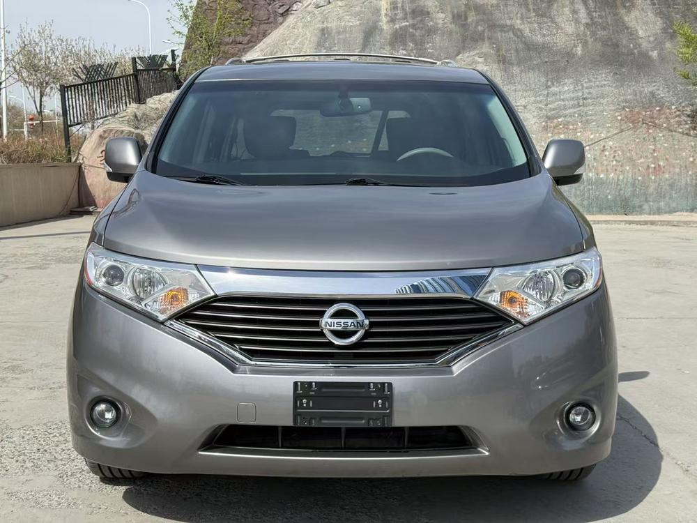 Nissan Quest
