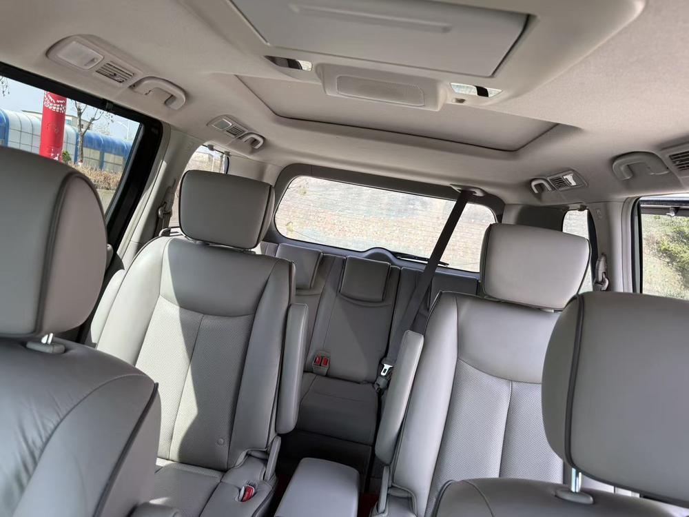Nissan Quest