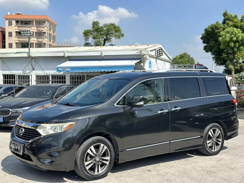 Nissan Quest