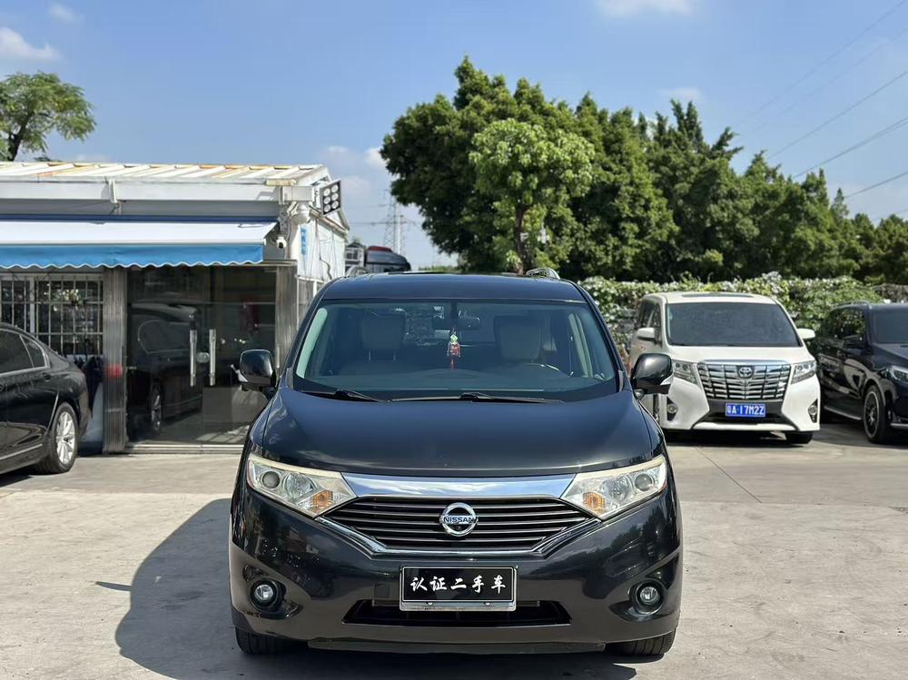 Nissan Quest