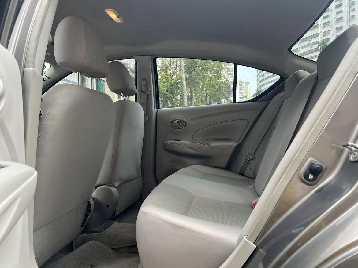 Nissan Sunny