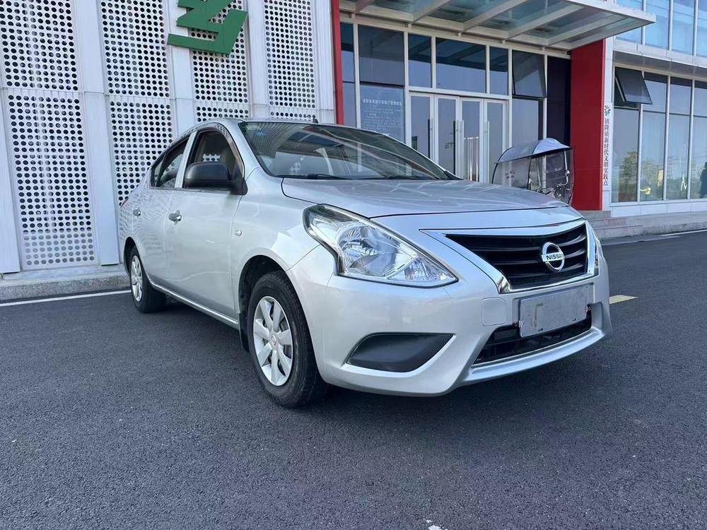 Nissan Sunny