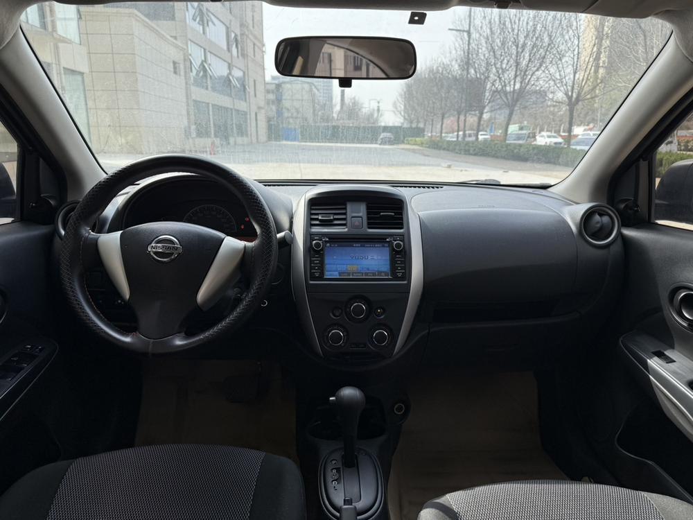 Nissan Sunny