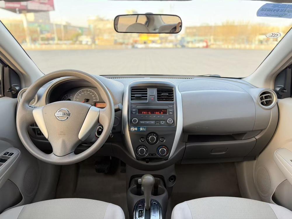 Nissan Sunny