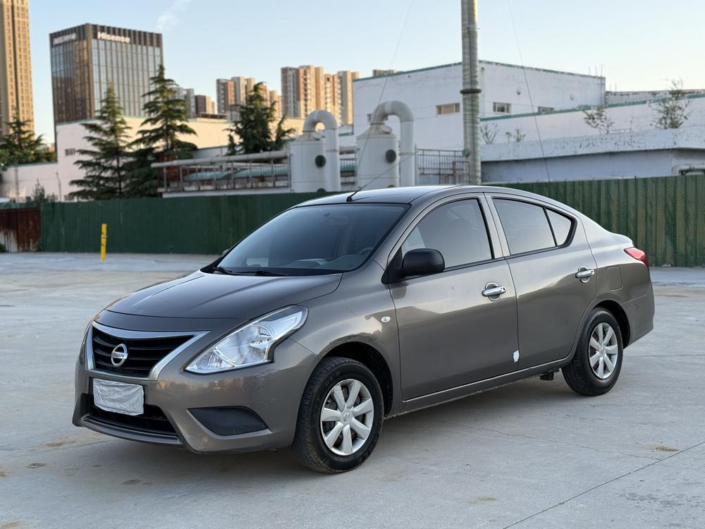 Nissan Sunny
