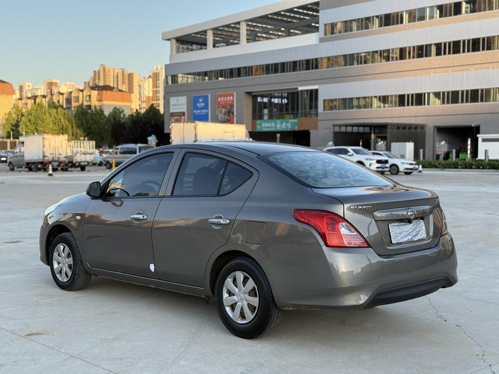 Nissan Sunny