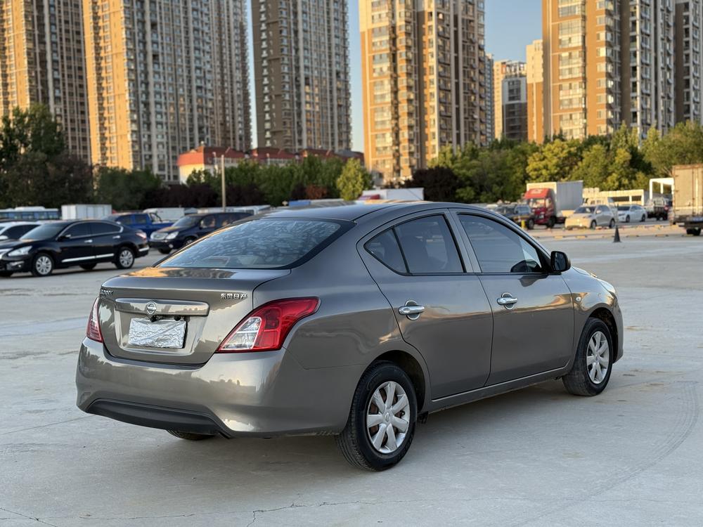 Nissan Sunny