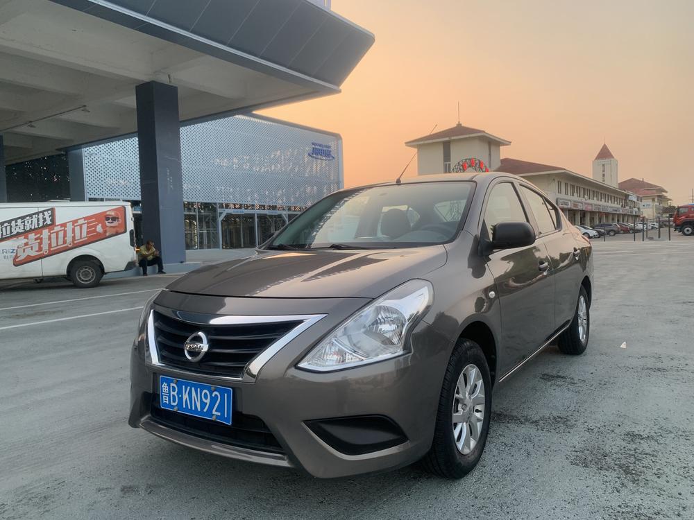 Nissan Sunny