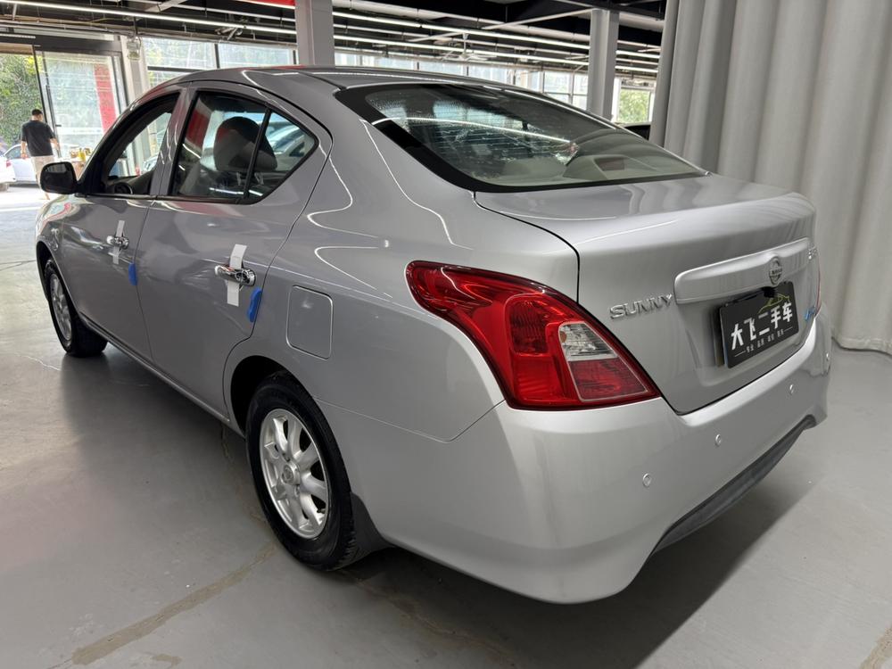 Nissan Sunny
