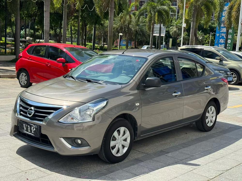 Nissan Sunny