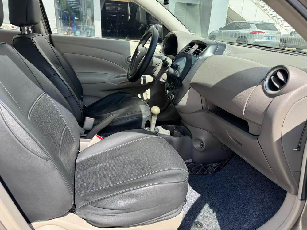 Nissan Sunny