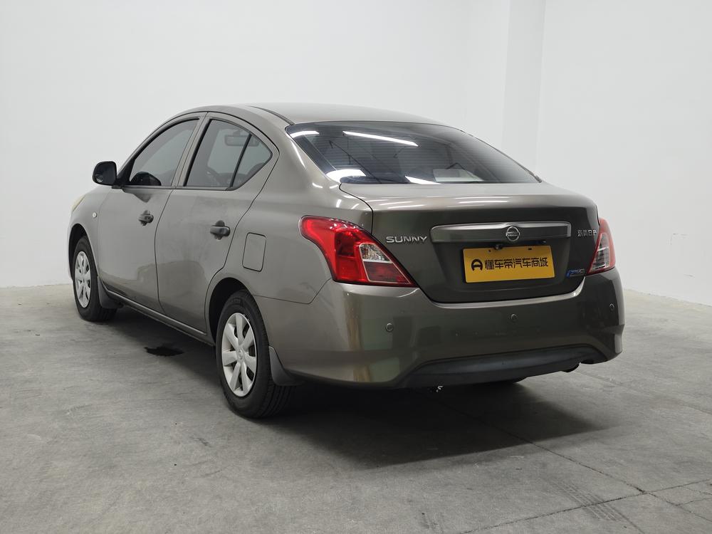 Nissan Sunny