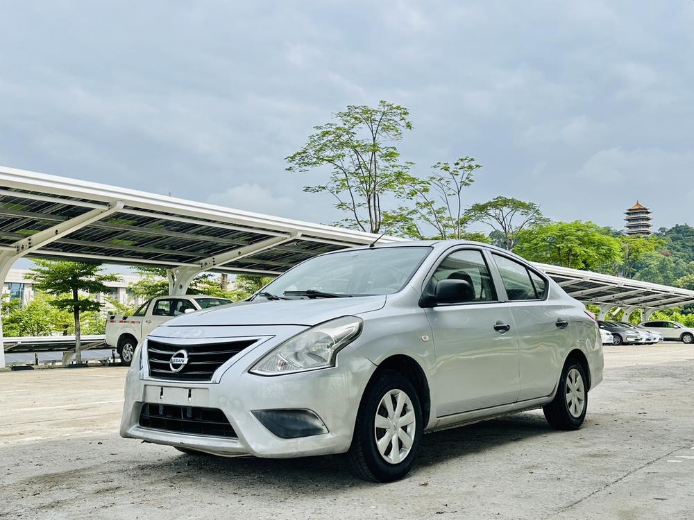 Nissan Sunny
