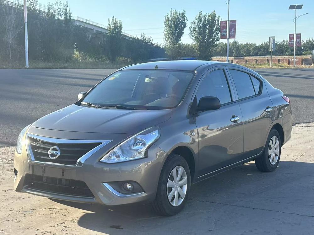 Nissan Sunny