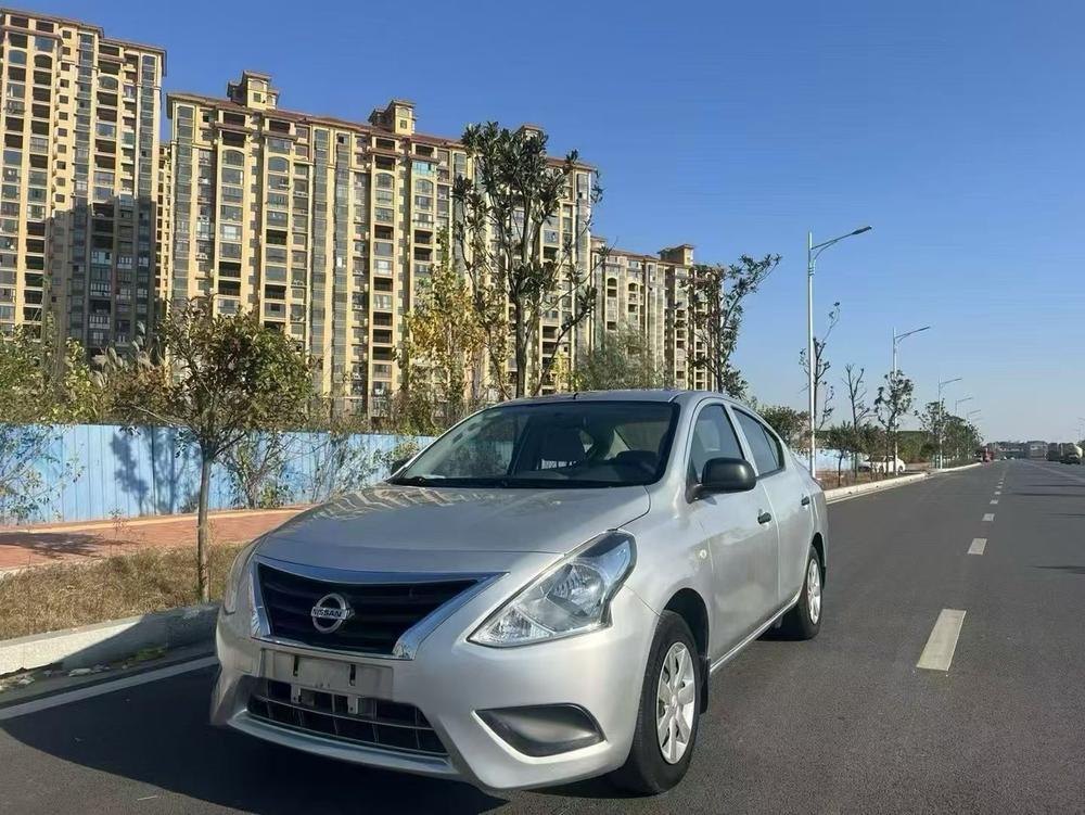 Nissan Sunny