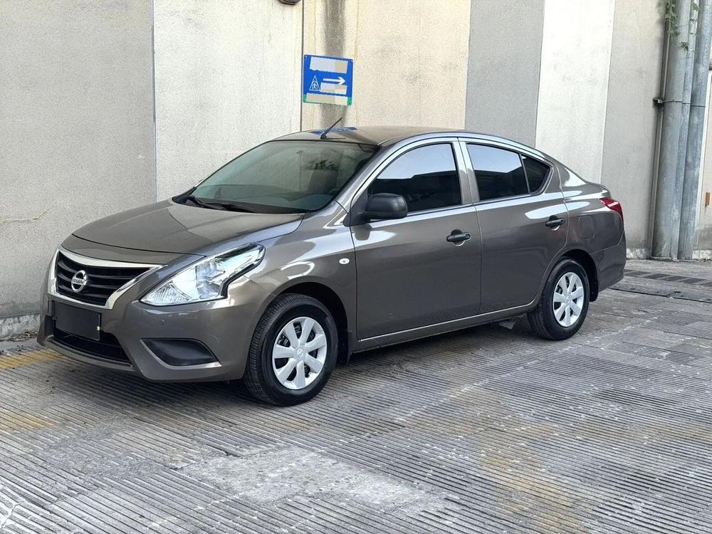 Nissan Sunny