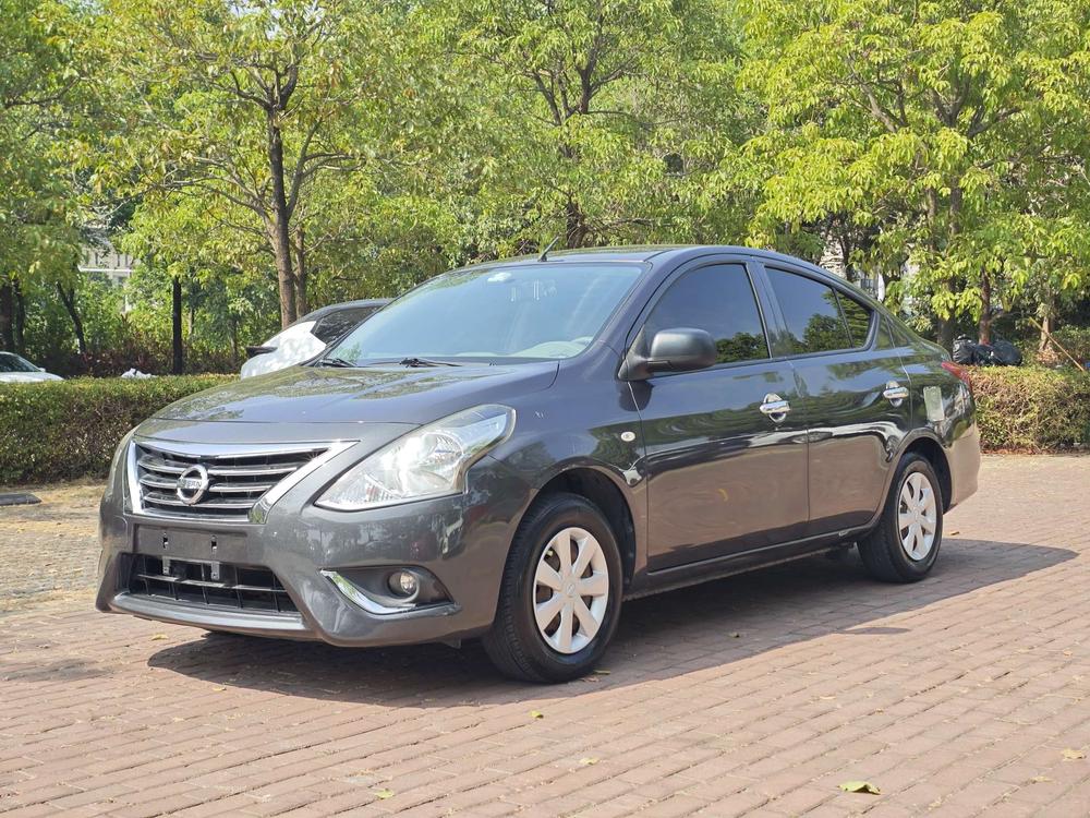 Nissan Sunny