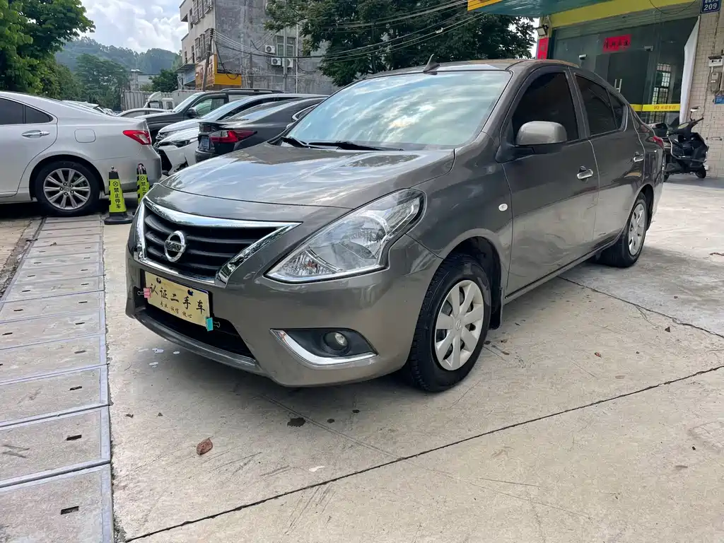 Nissan Sunny