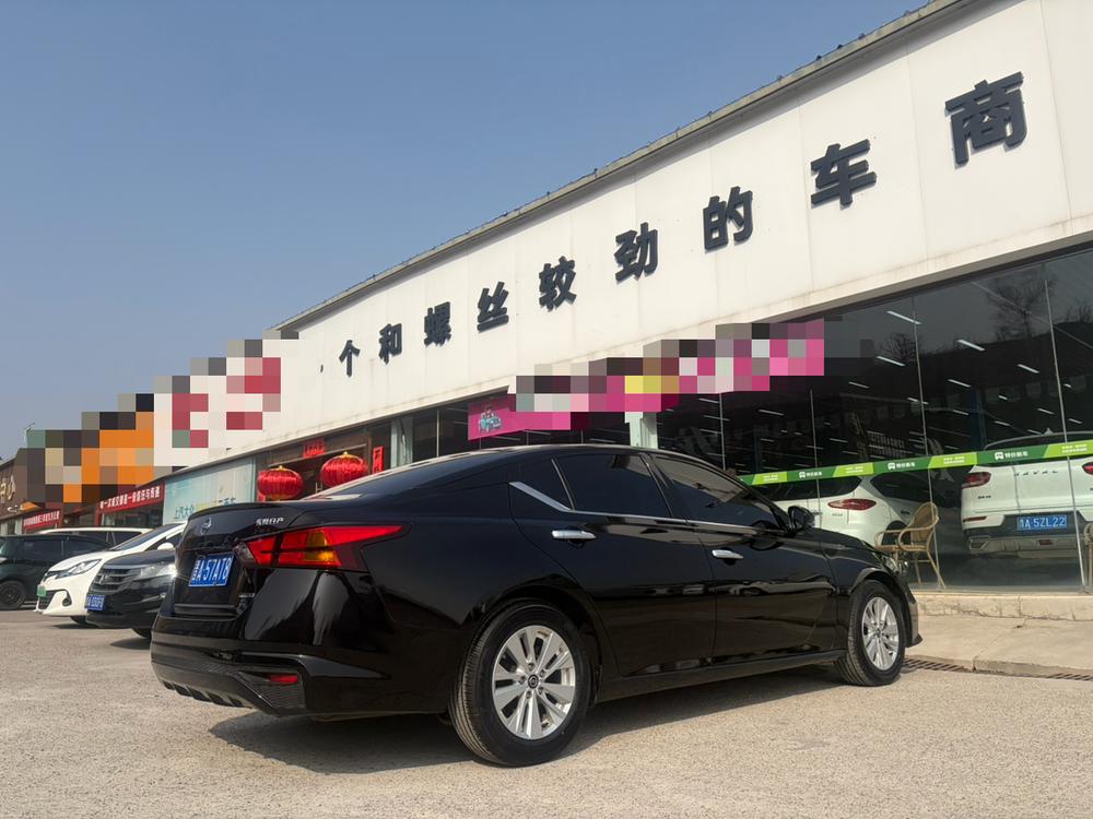 Nissan Teana