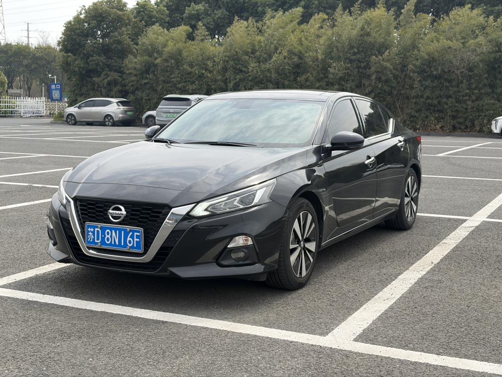 Nissan Teana