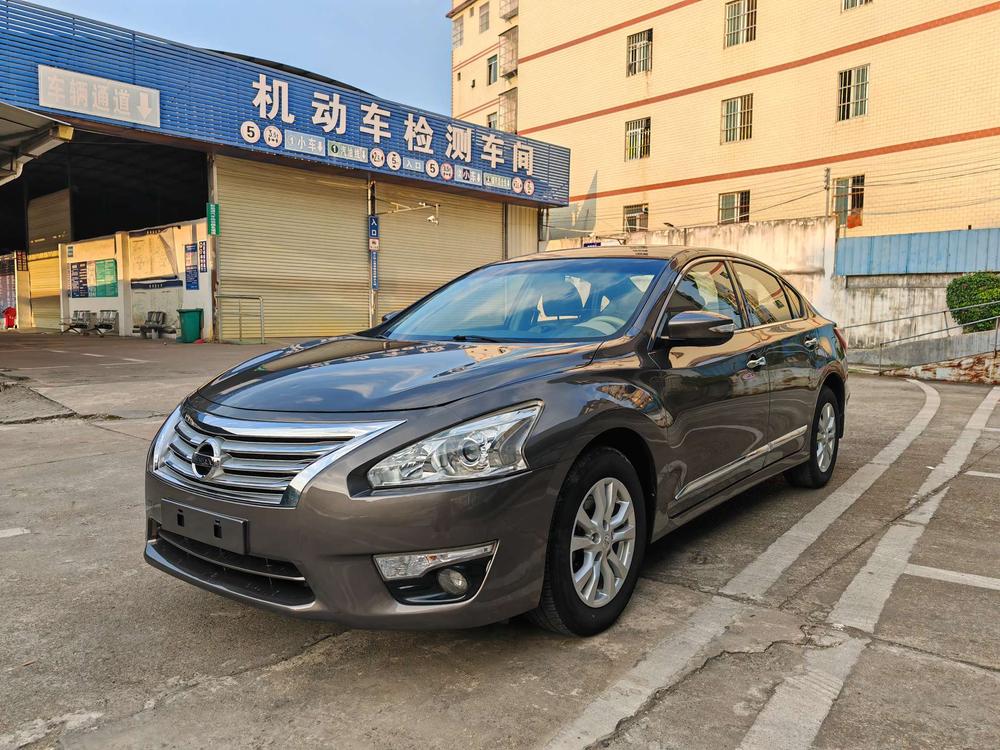 Nissan Teana