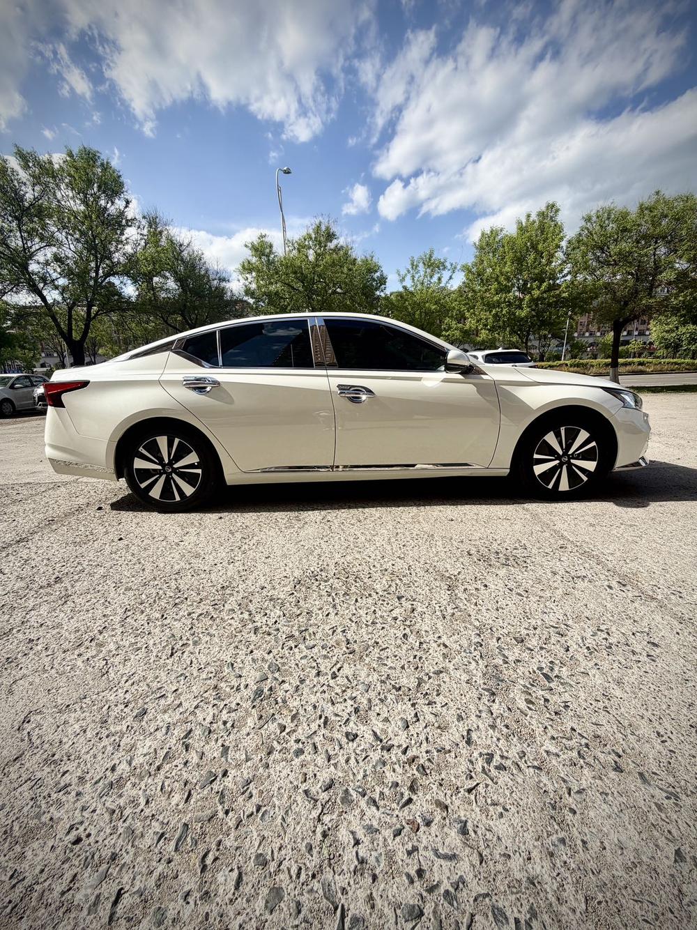 Nissan Teana
