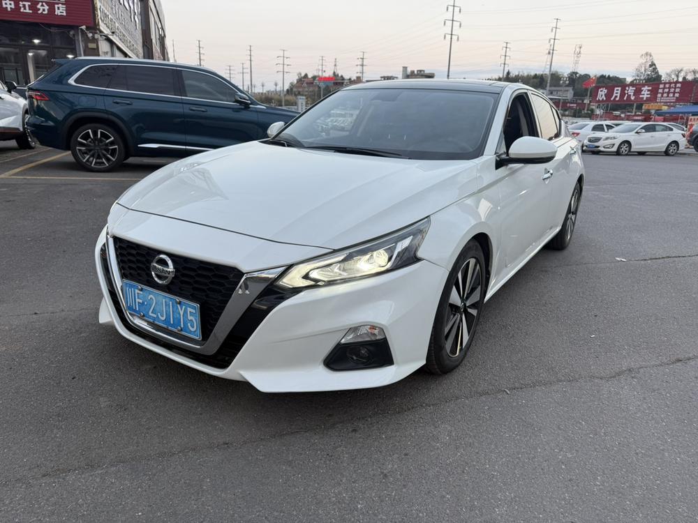 Nissan Teana