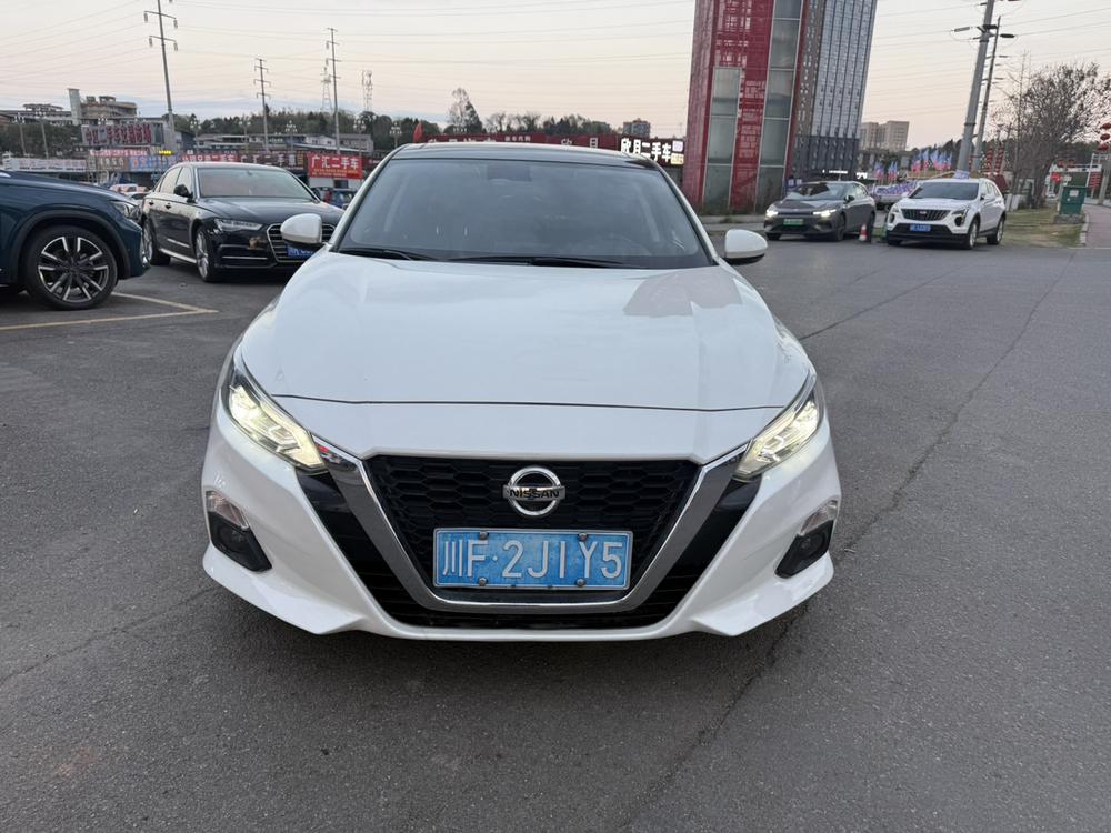 Nissan Teana