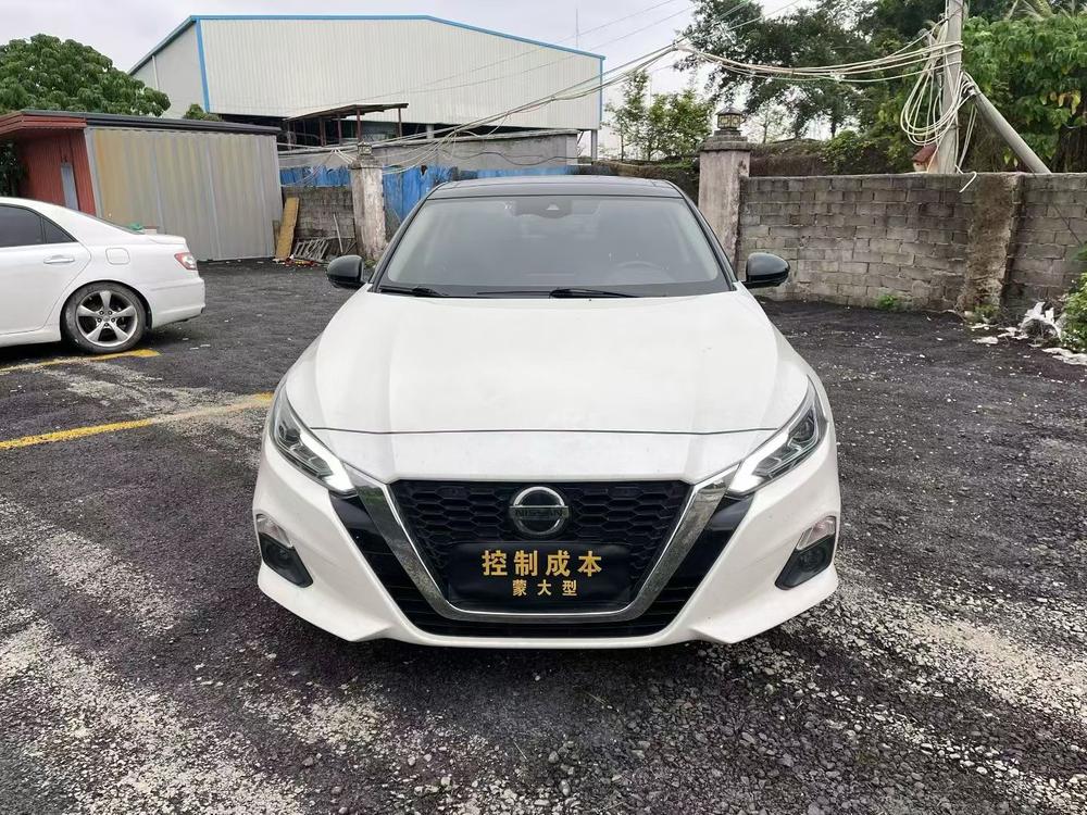 Nissan Teana