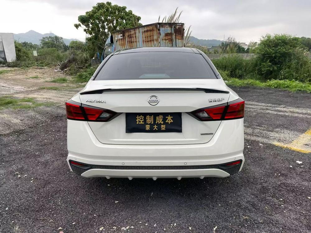 Nissan Teana