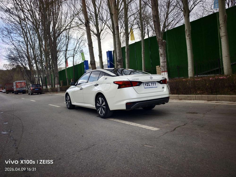 Nissan Teana