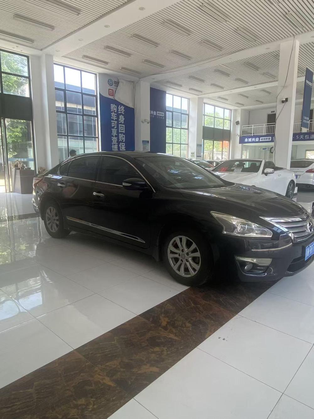 Nissan Teana