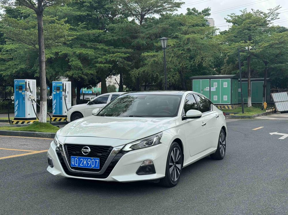 Nissan Teana