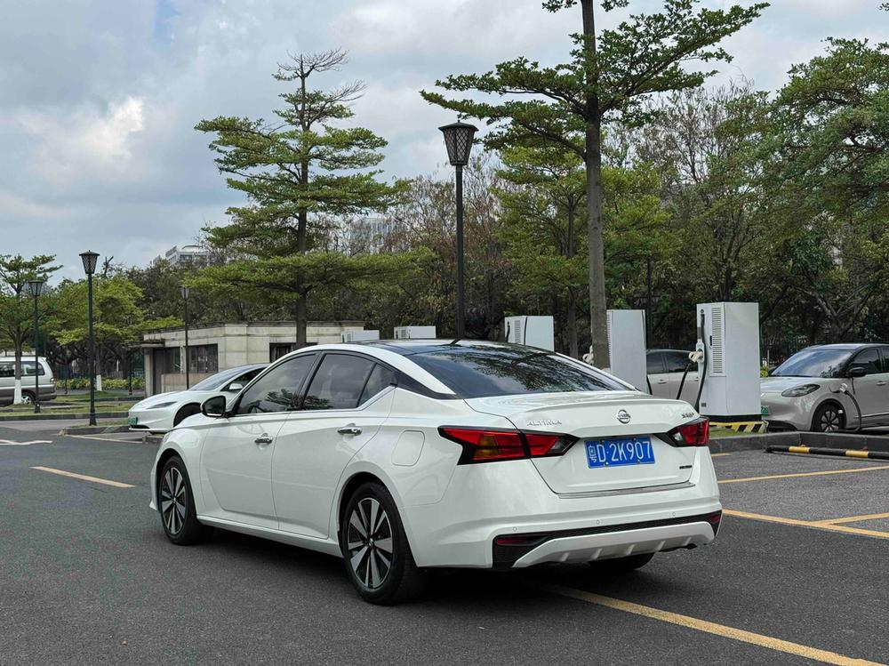 Nissan Teana