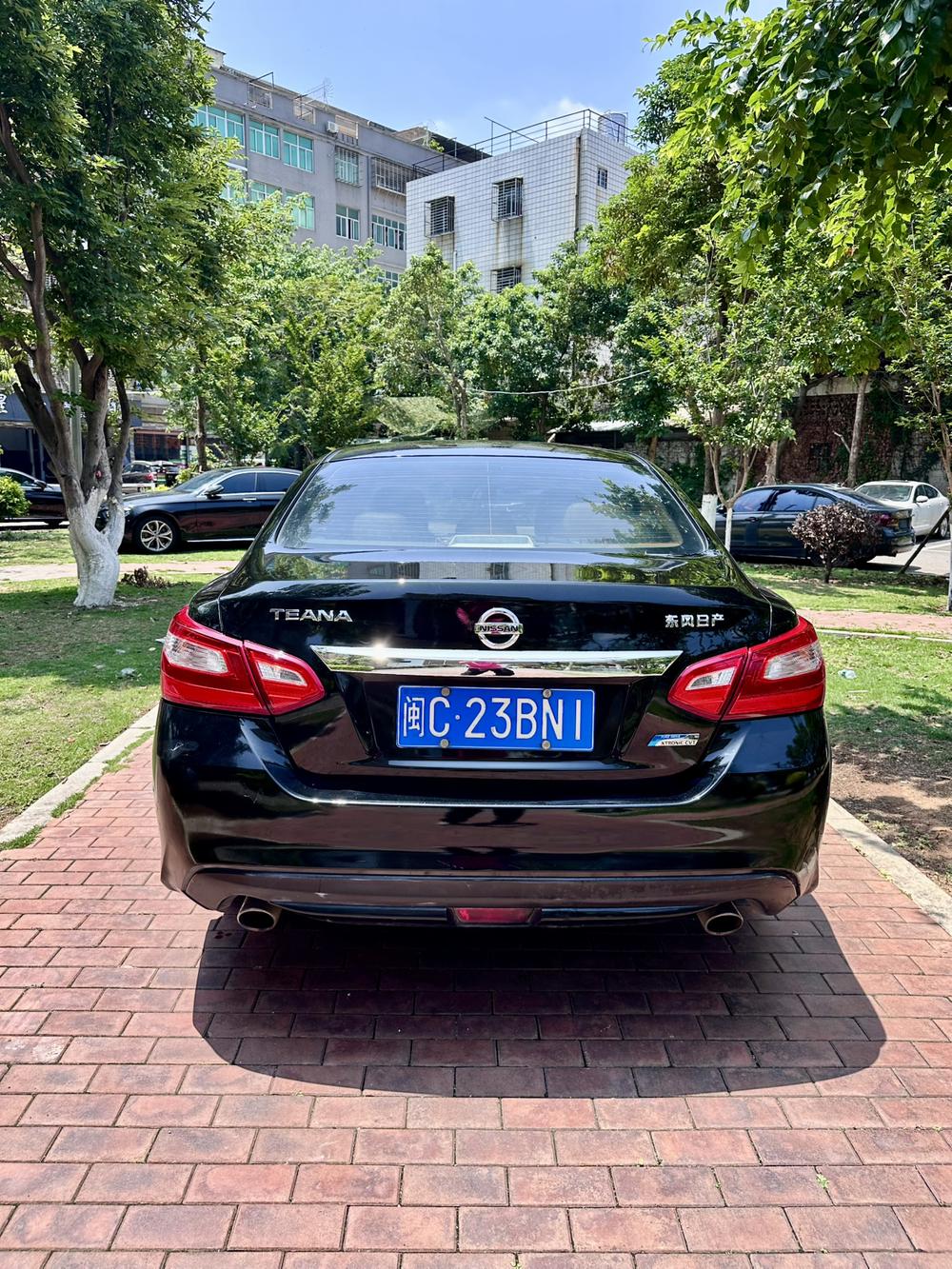 Nissan Teana
