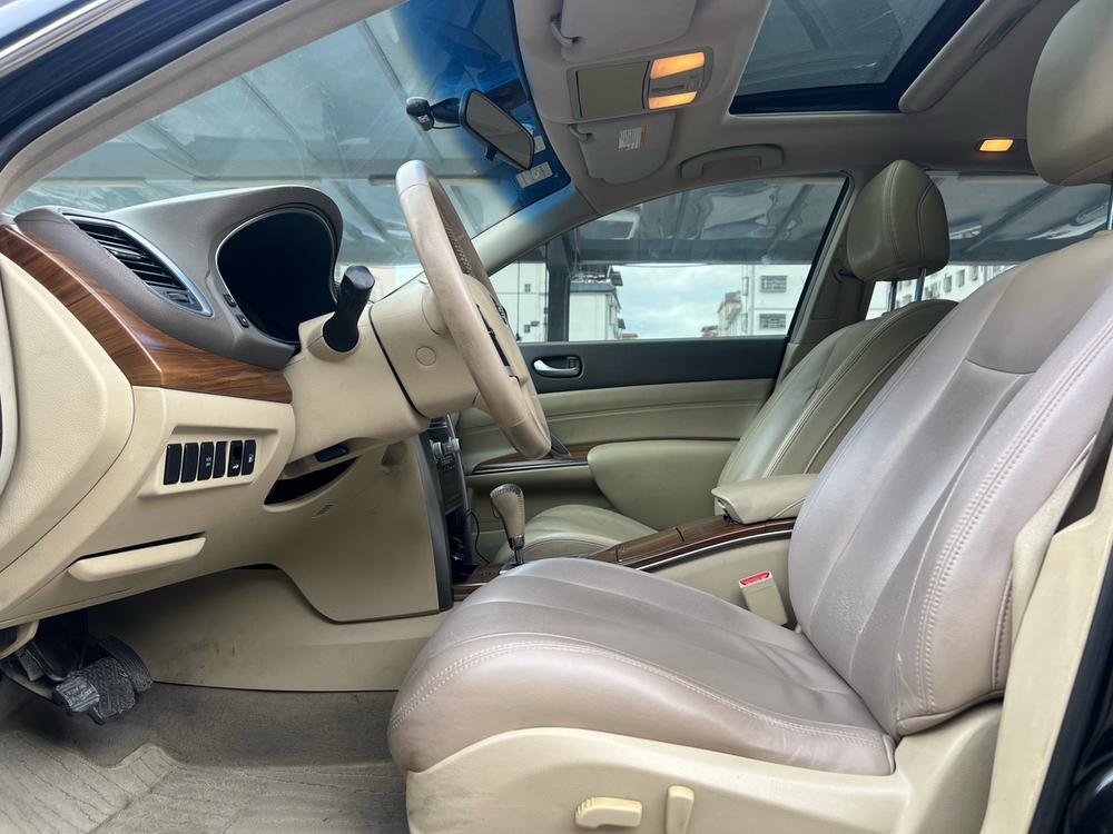 Nissan Teana