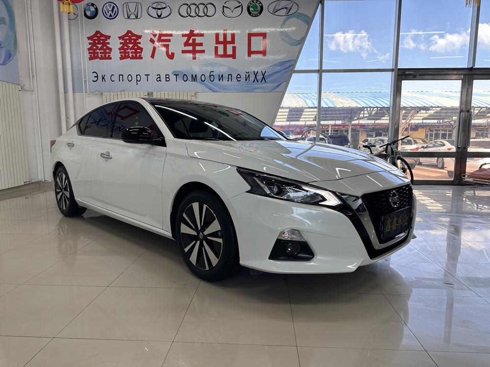 Nissan Teana