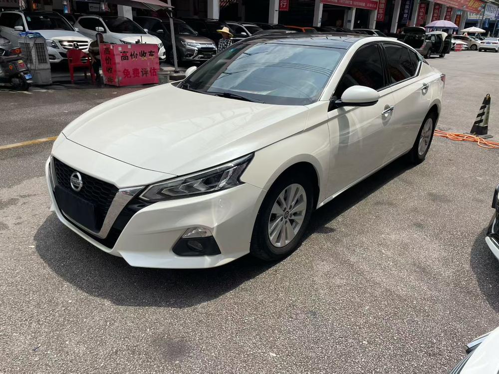 Nissan Teana