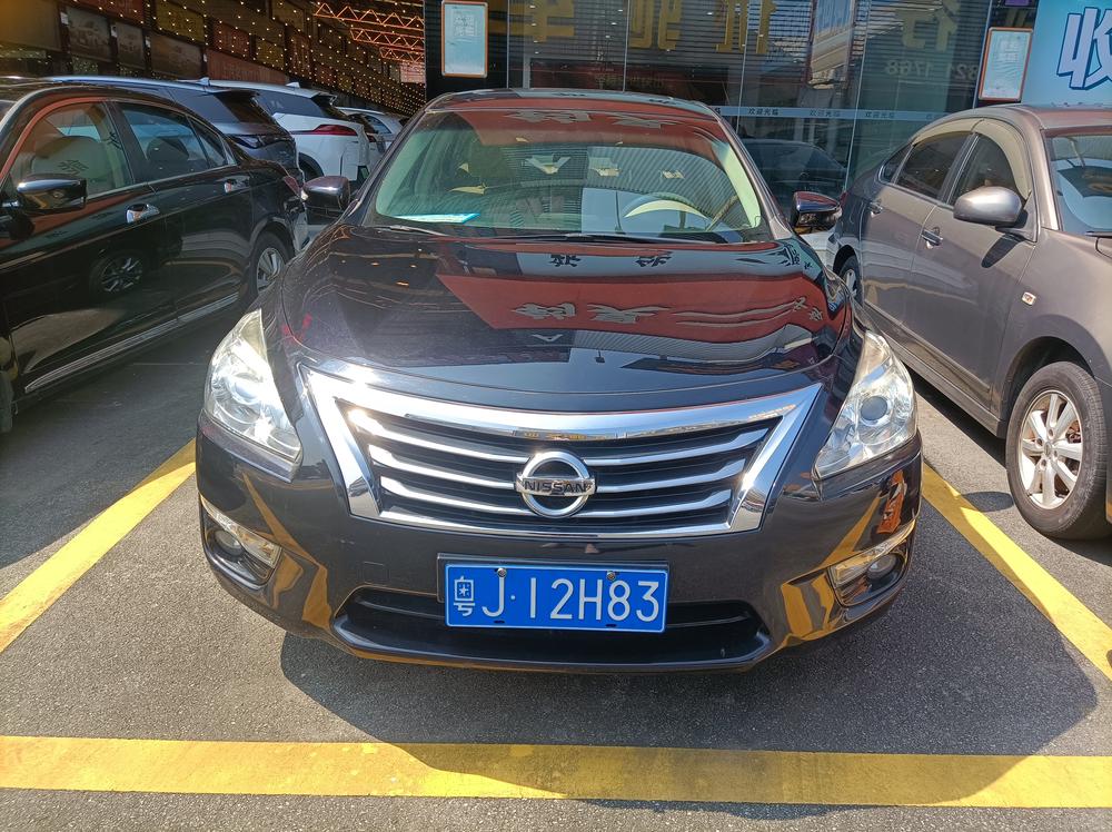 Nissan Teana