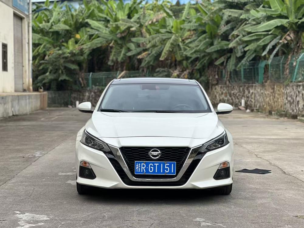 Nissan Teana