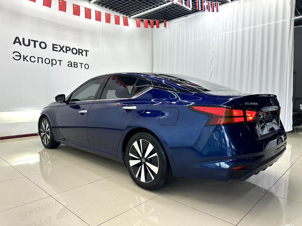 Nissan Teana