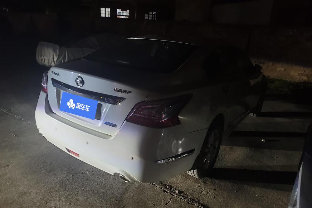 Nissan Teana