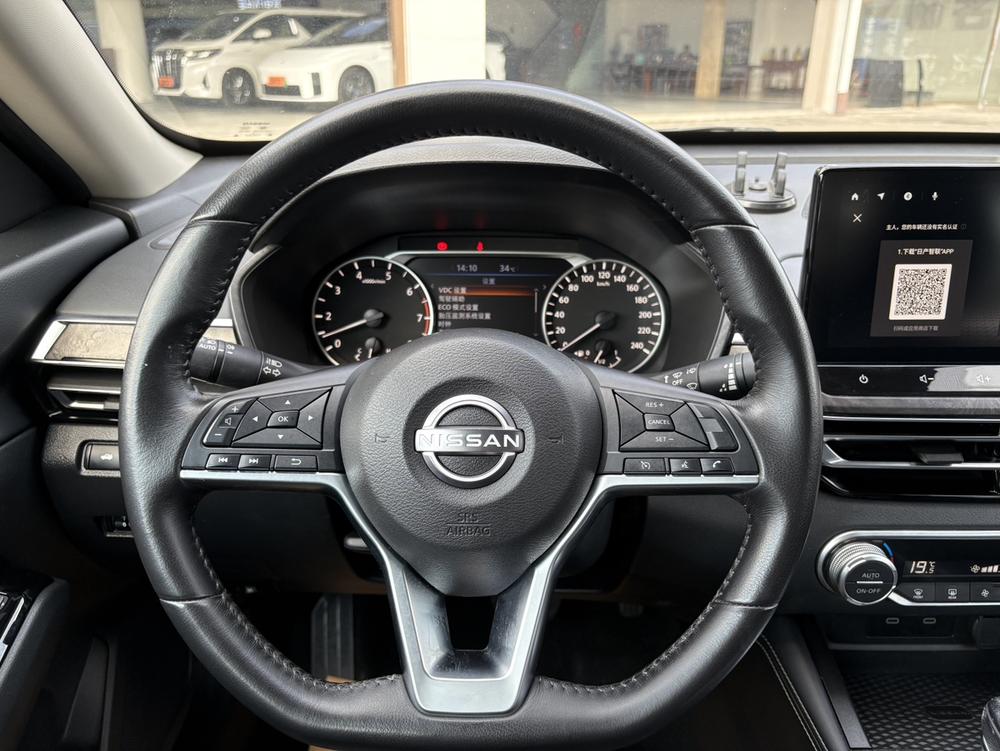 Nissan Teana